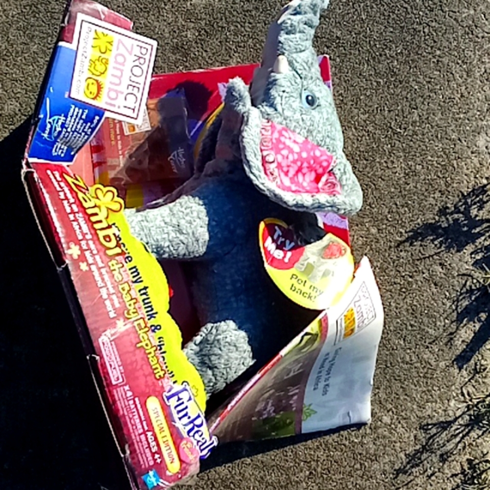 Fur real friends zambi baby elephant girl toy